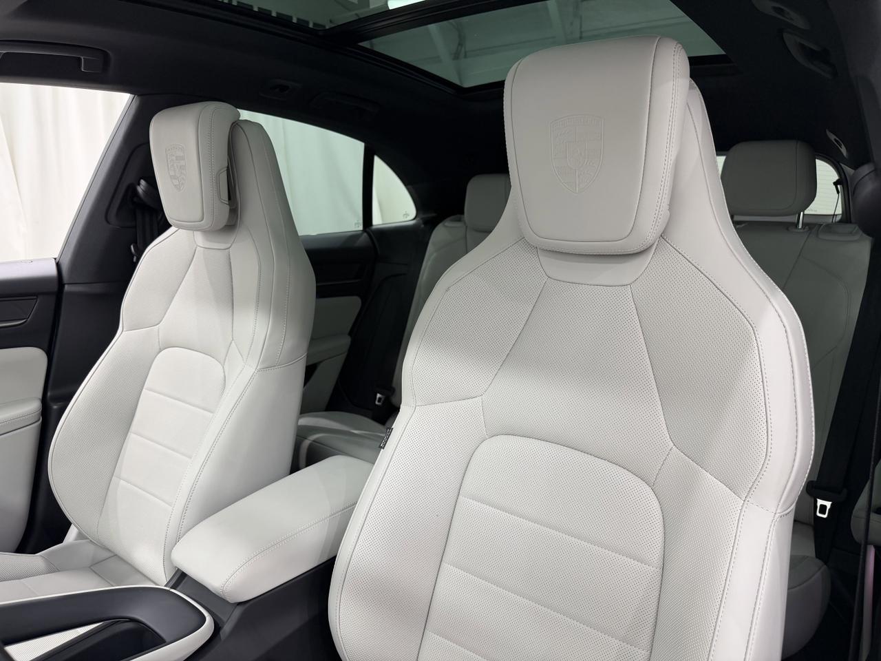 2025 Porsche Macan Electric 4S Newark DE