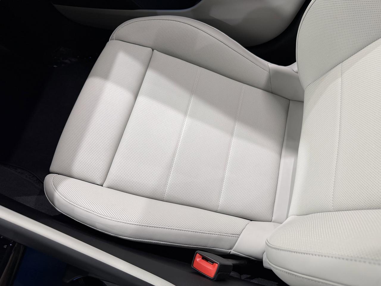 2025 Porsche Macan Electric 4S Newark DE