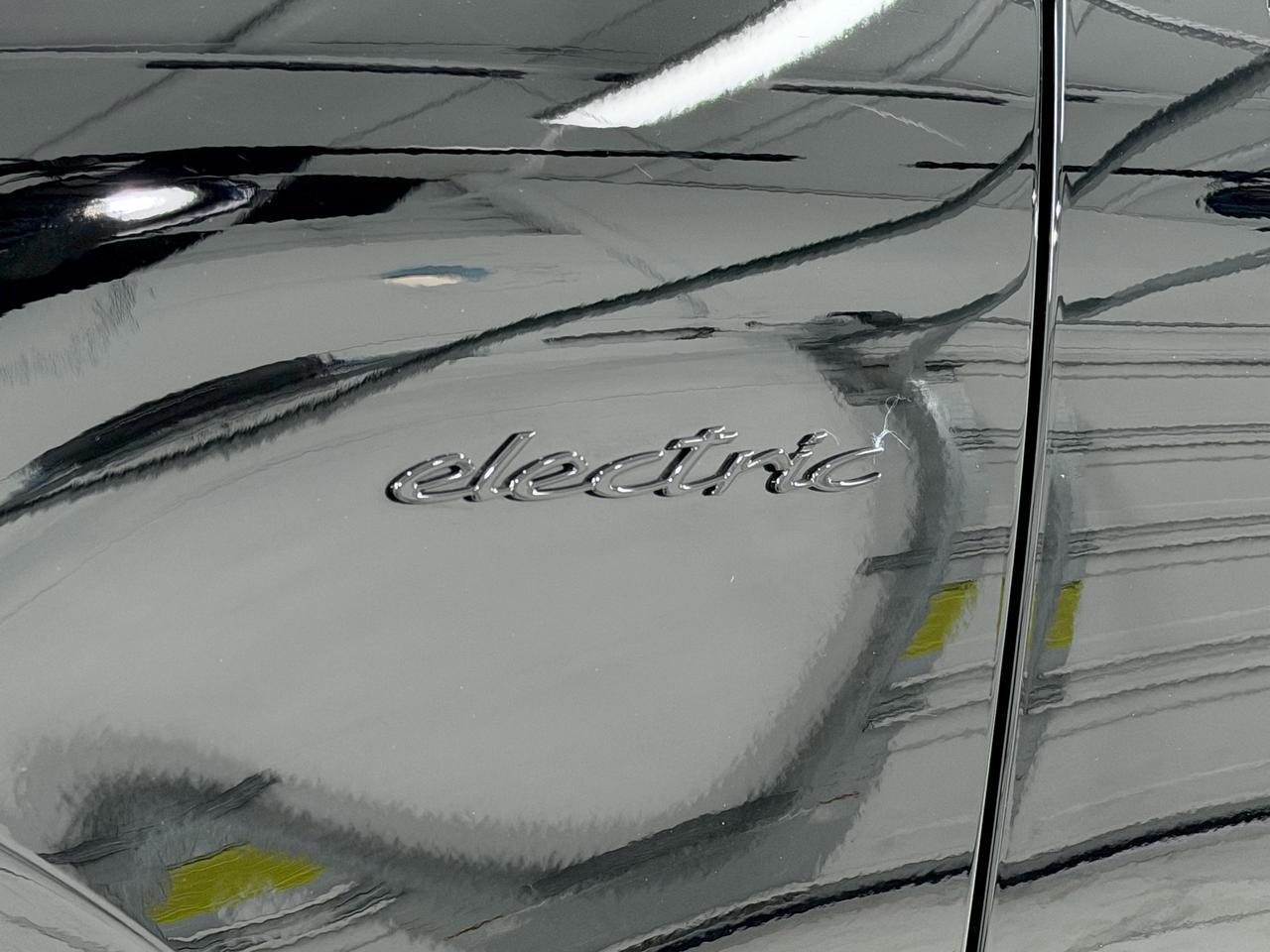 2025 Porsche Macan Electric 4S Newark DE