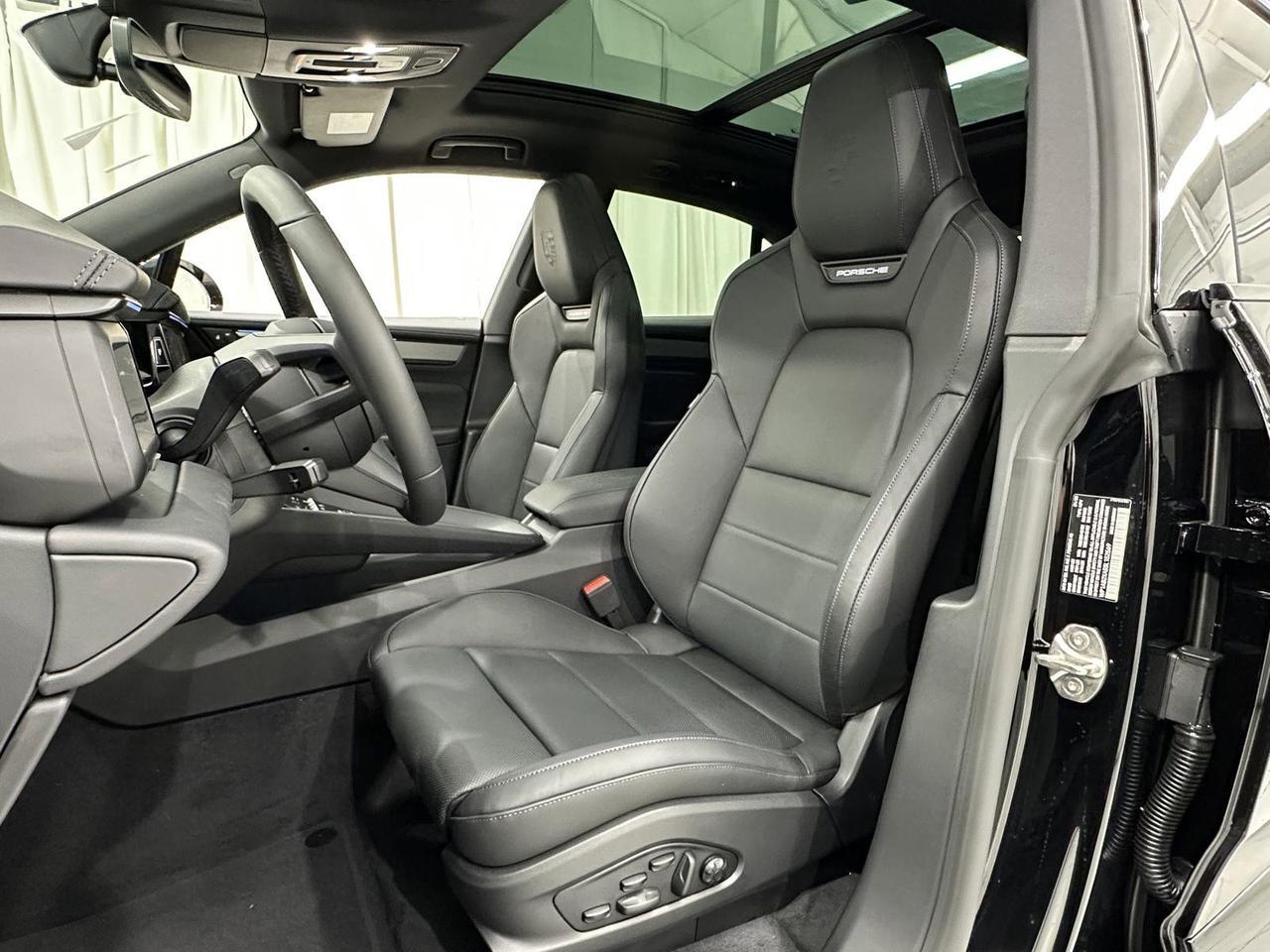 2025 Porsche Macan Electric 4S Newark DE