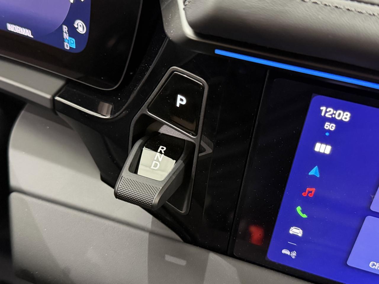 2025 Porsche Macan Electric 4S Newark DE