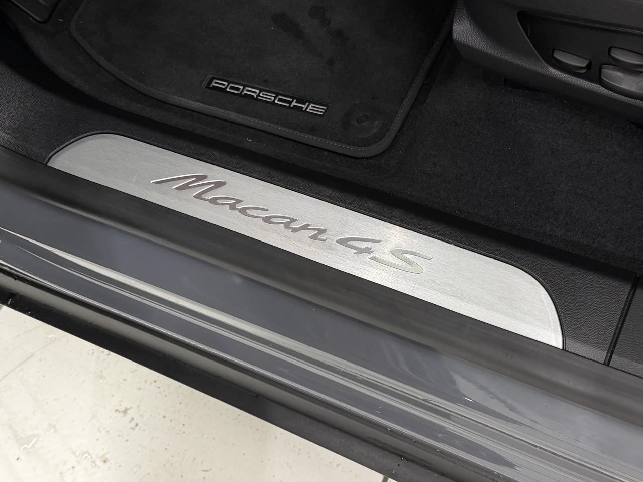 2025 Porsche Macan Electric 4S Newark DE