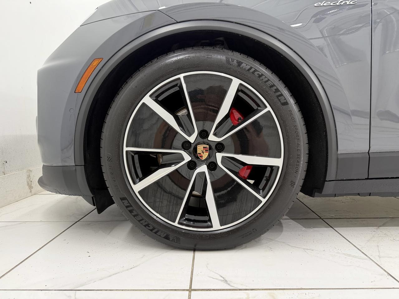2025 Porsche Macan Electric 4S Newark DE