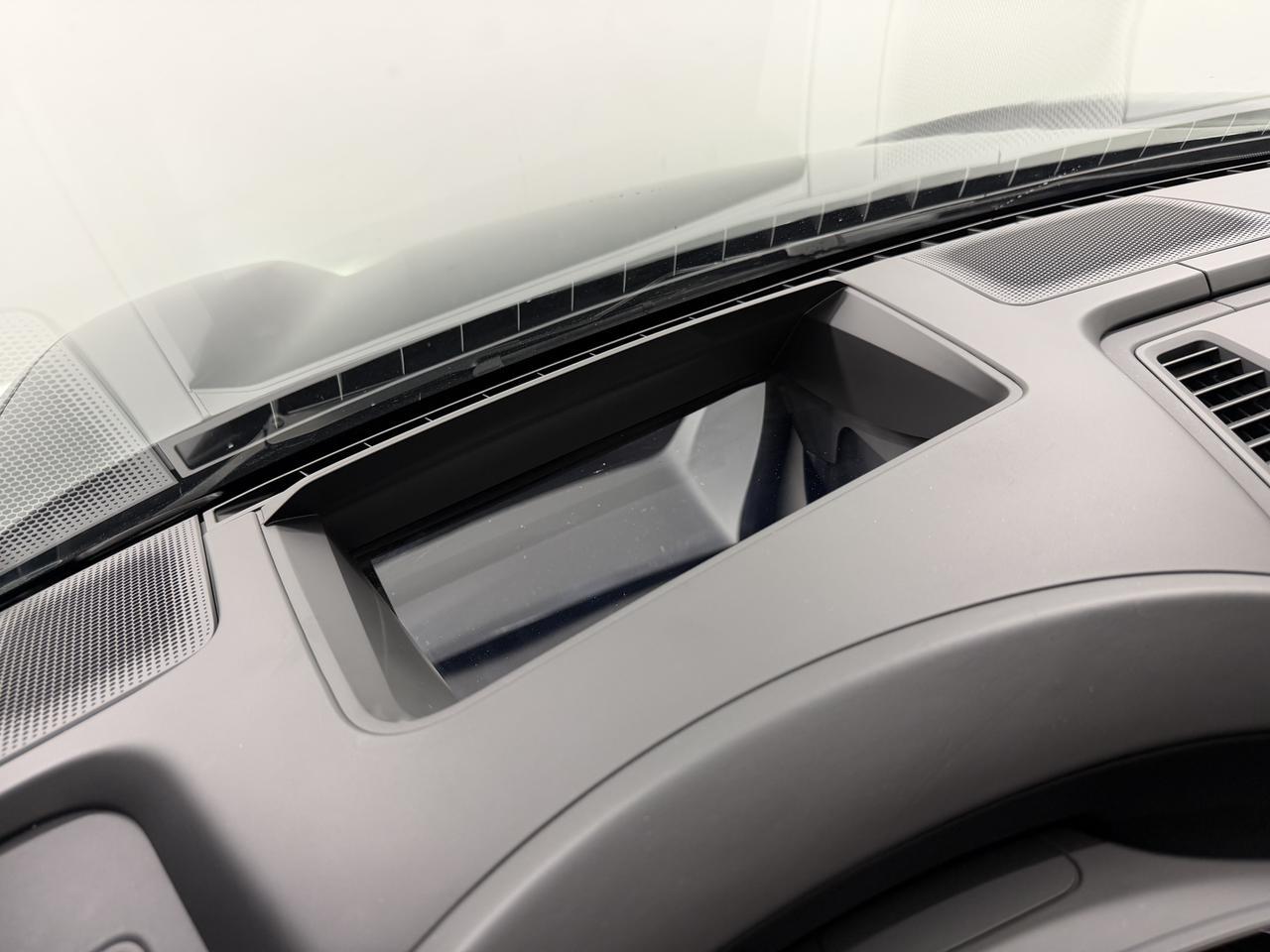 2025 Porsche Macan Electric 4S Newark DE