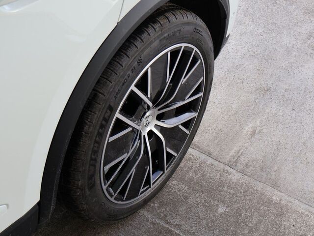 2025 Porsche Macan Electric 4S Oshkosh WI 2025 Porsche Macan Electric 4S Oshkosh WI