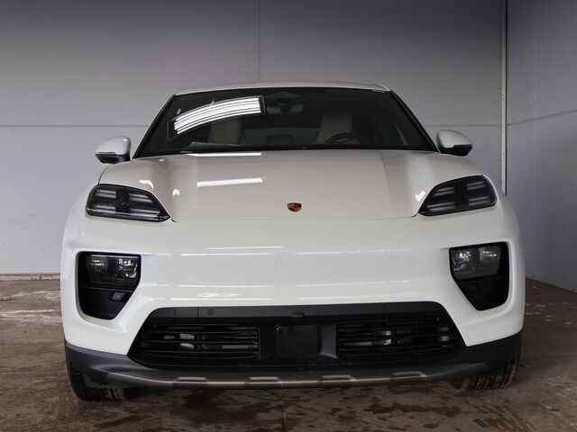 2025 Porsche Macan Electric 4S Oshkosh WI