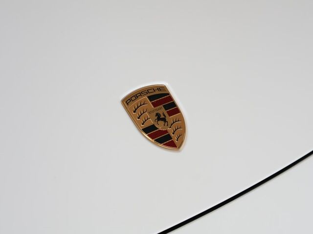 2025 Porsche Macan Electric 4S Oshkosh WI