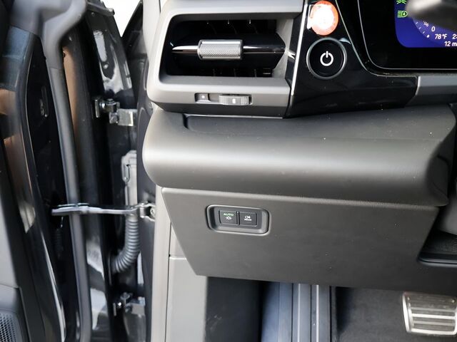 2025 Porsche Macan Electric 4S Oshkosh WI 2025 Porsche Macan Electric 4S Oshkosh WI