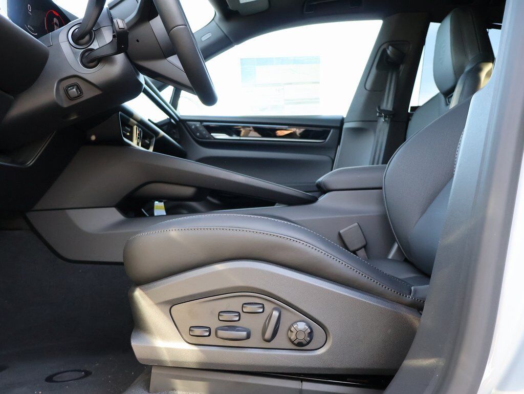 2025 Porsche Macan Electric 4S San Clemente CA