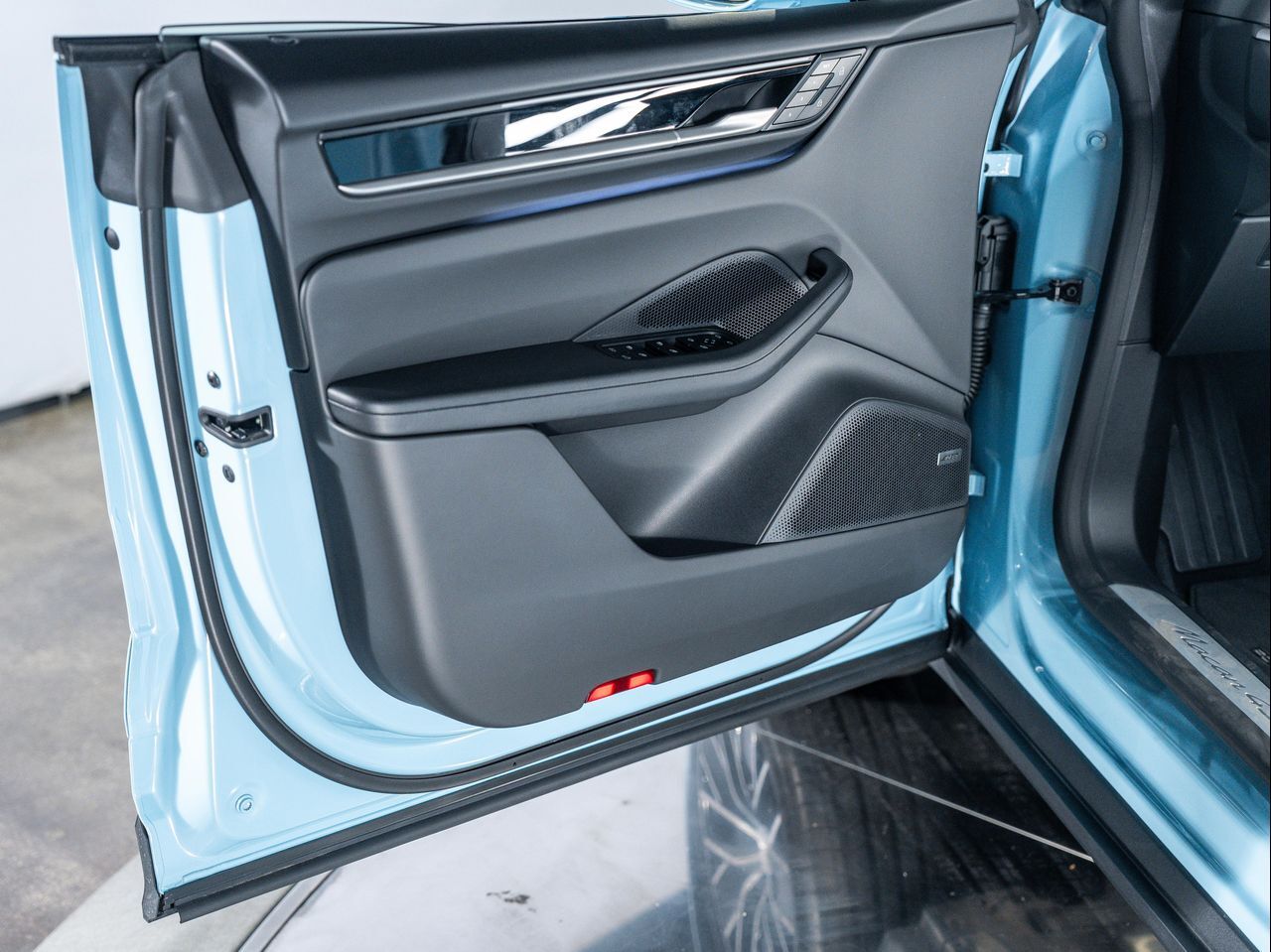 2025 Porsche Macan Electric 4S Santa Clarita CA