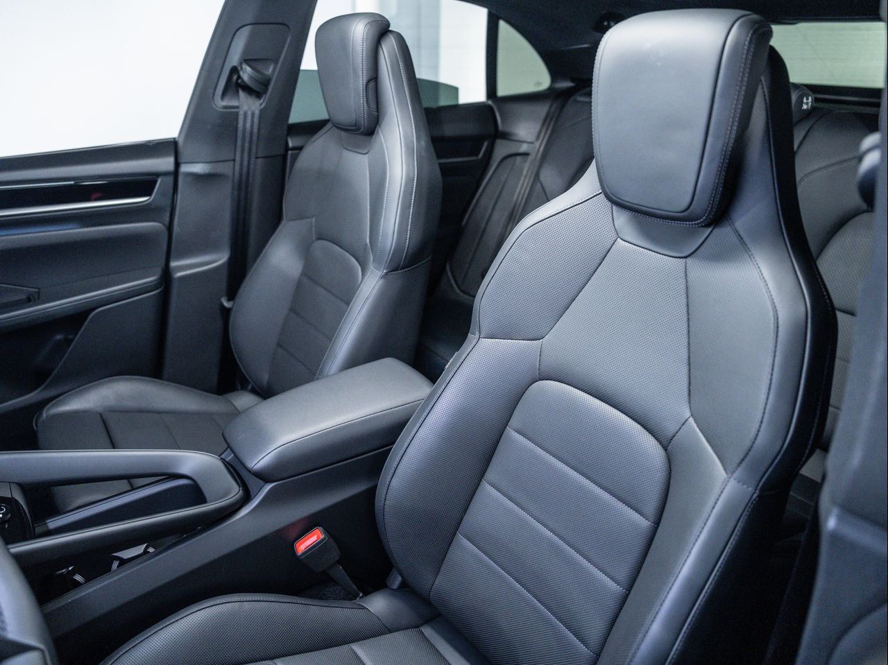 2025 Porsche Macan Electric 4S Santa Clarita CA