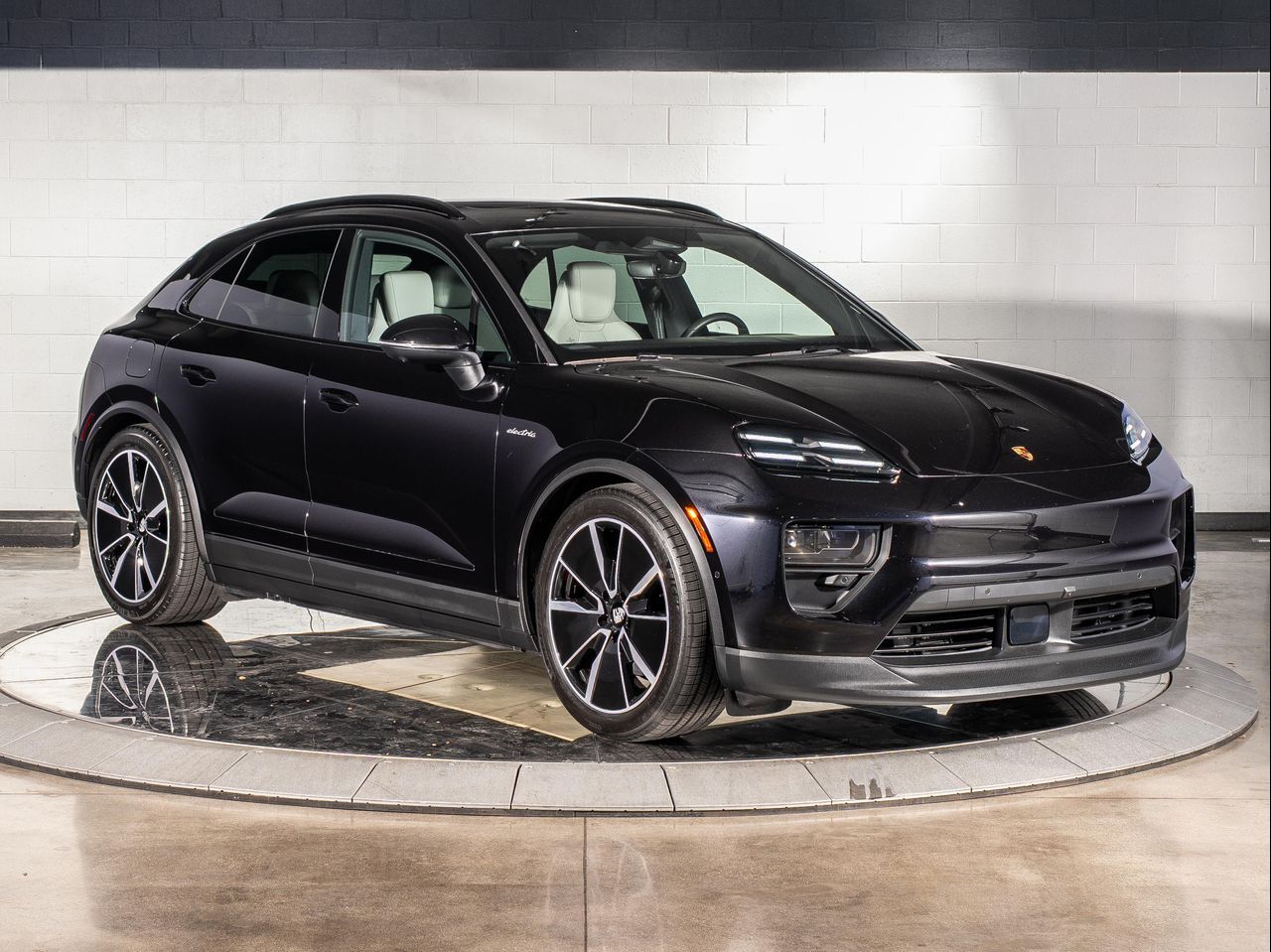 2025 Porsche Macan Electric 4S Santa Clarita CA
