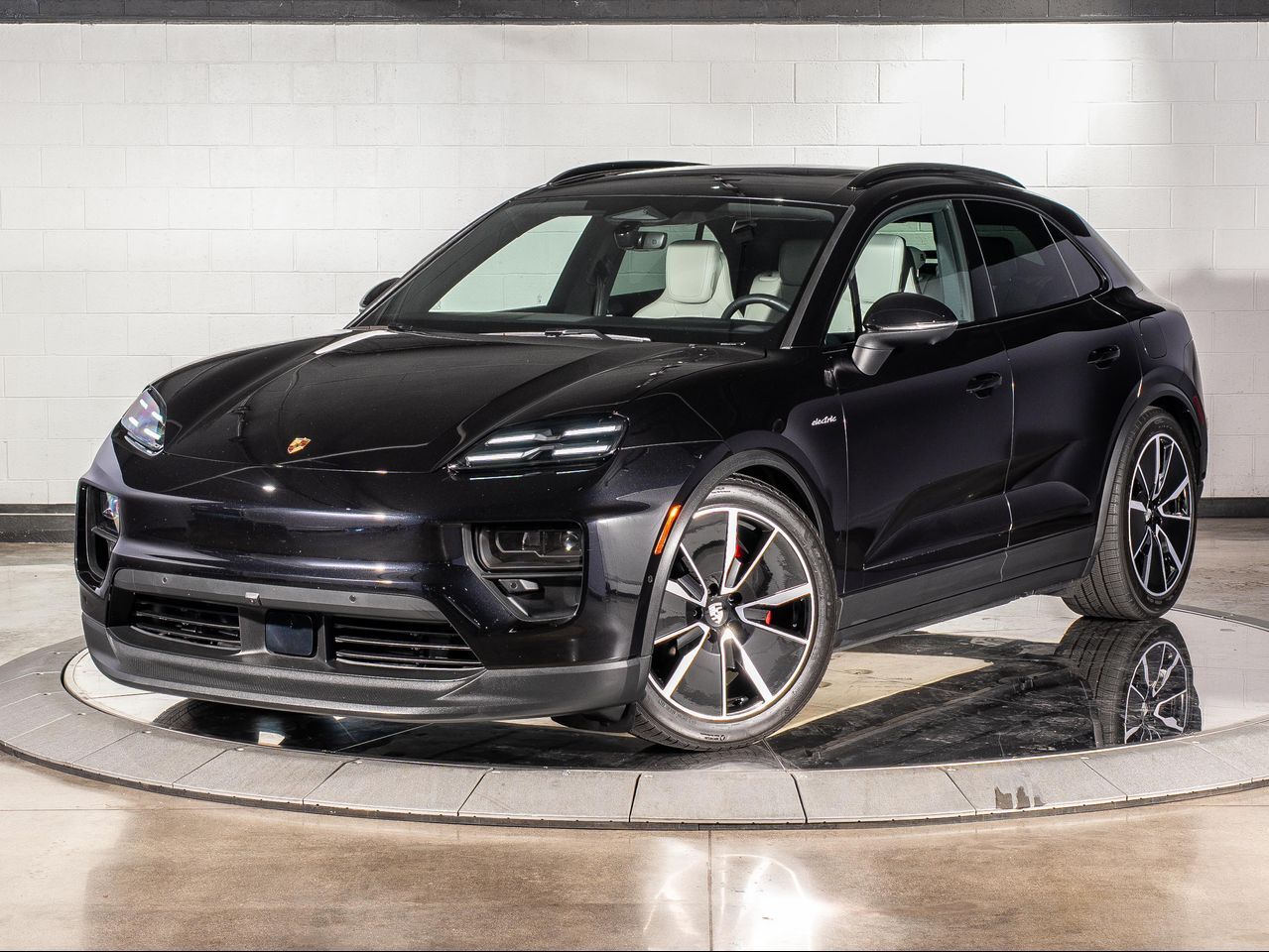 2025 Porsche Macan Electric 4S Santa Clarita CA