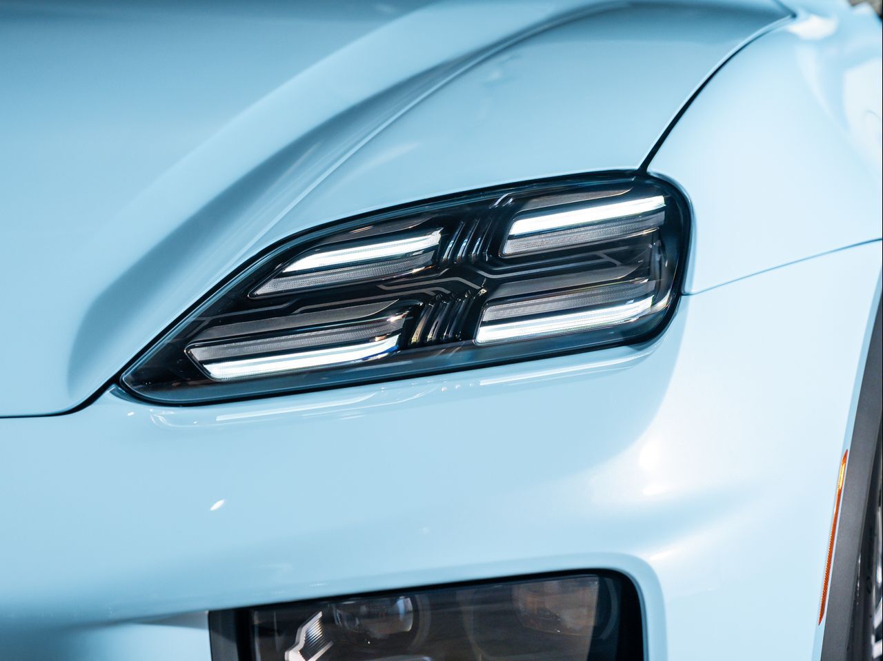 2025 Porsche Macan Electric 4S Santa Clarita CA