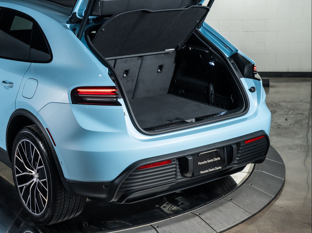 2025 Porsche Macan Electric 4S Santa Clarita CA