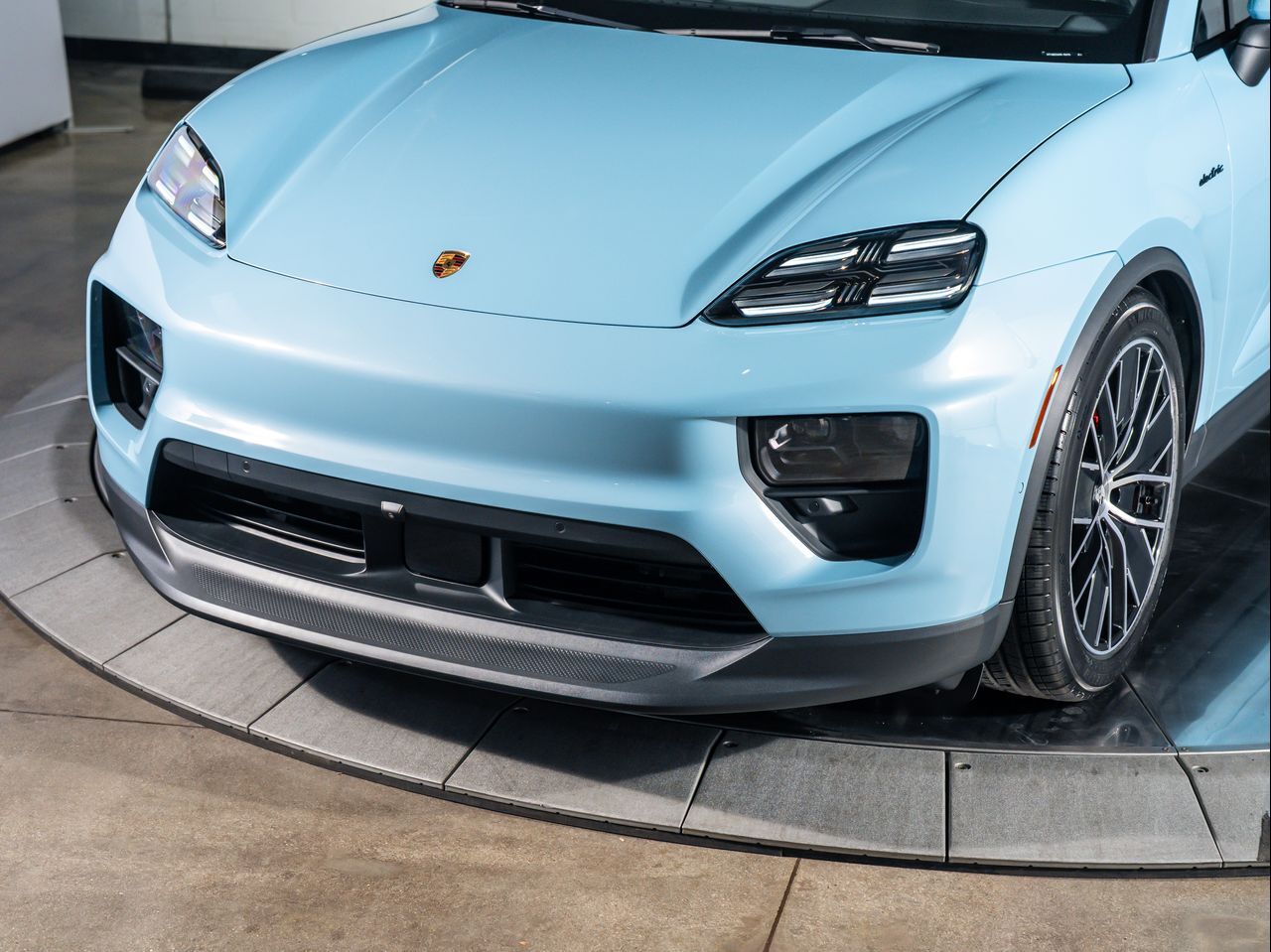 2025 Porsche Macan Electric 4S Santa Clarita CA