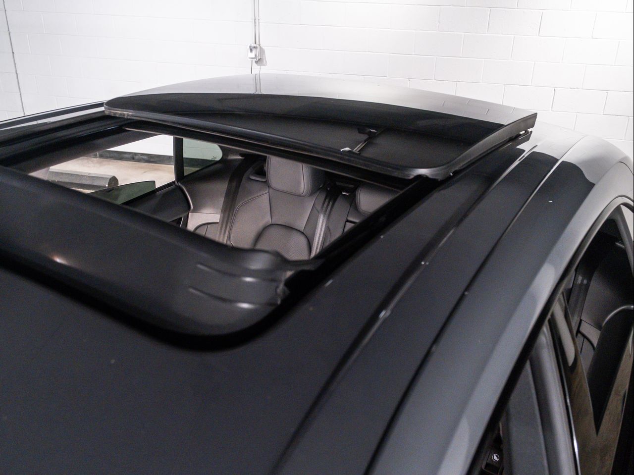 2025 Porsche Macan Electric 4S Santa Clarita CA