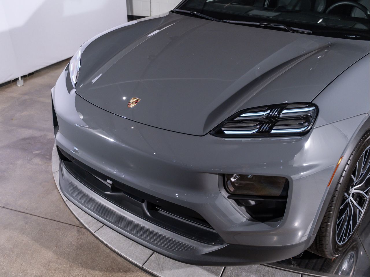 2025 Porsche Macan Electric 4S Santa Clarita CA
