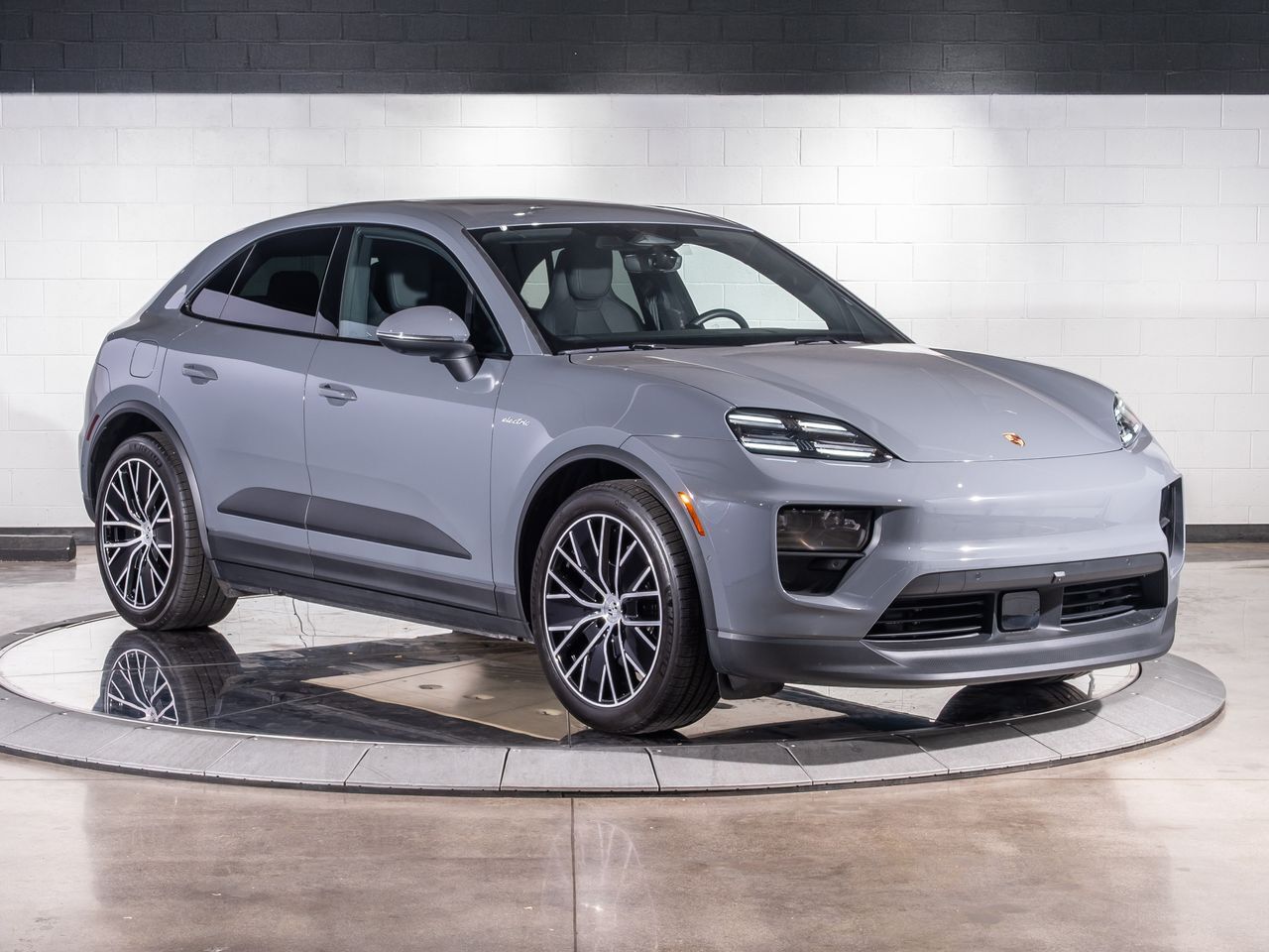 2025 Porsche Macan Electric 4S Santa Clarita CA