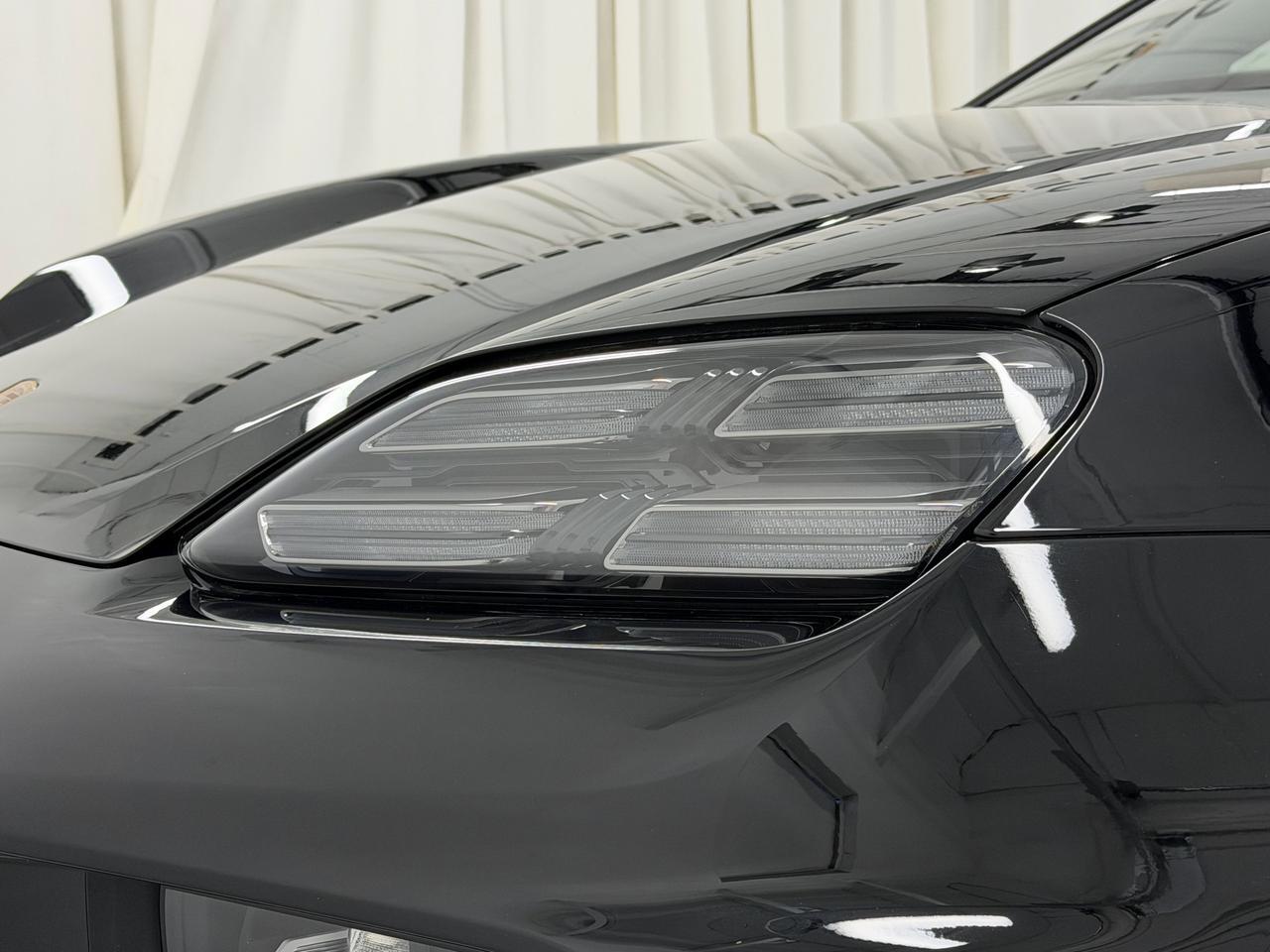 2025 Porsche Macan Electric Newark DE
