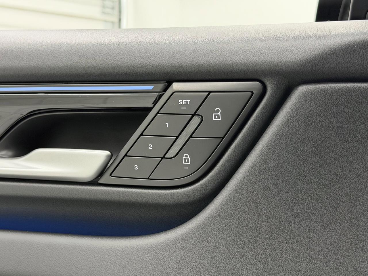 2025 Porsche Macan Electric Newark DE