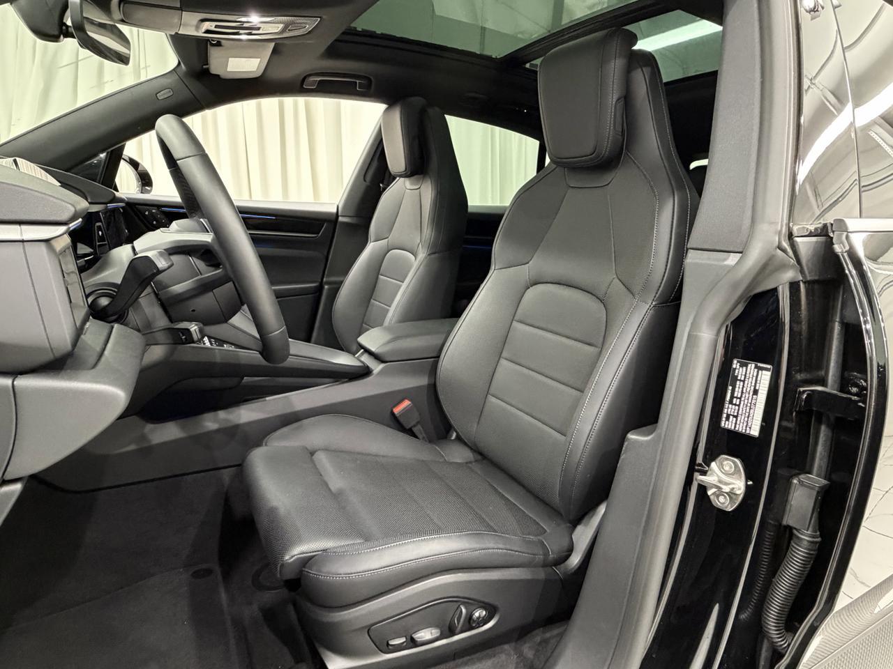 2025 Porsche Macan Electric Newark DE
