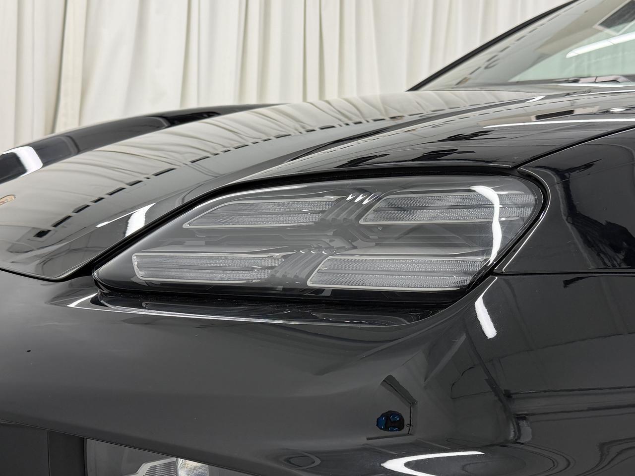 2025 Porsche Macan Electric Newark DE
