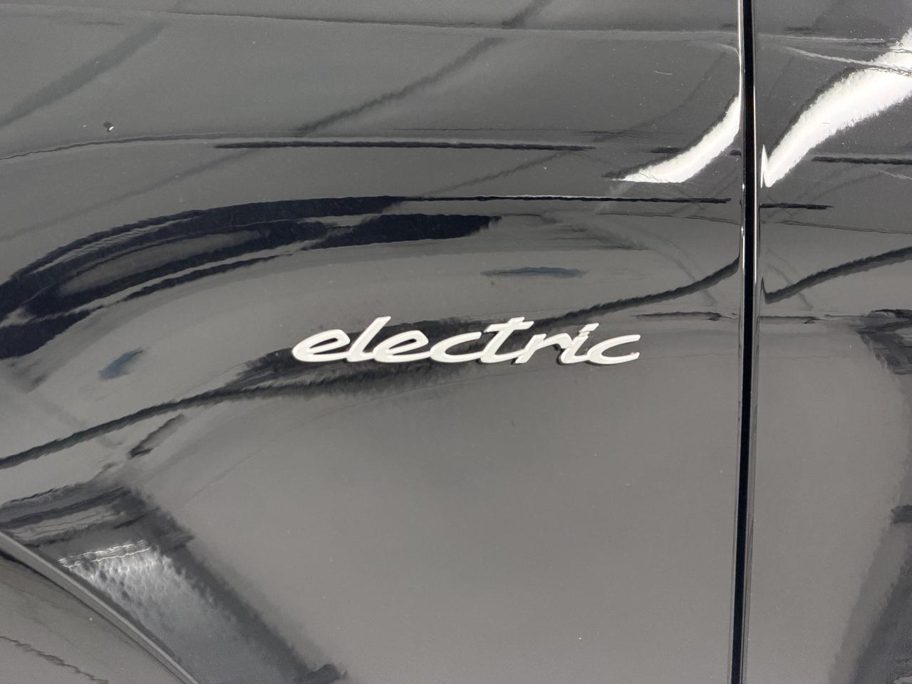 2025 Porsche Macan Electric Newark DE