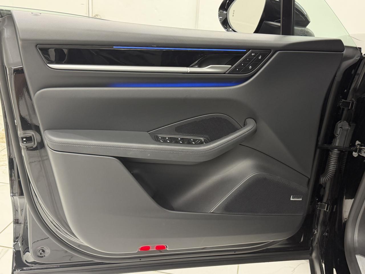 2025 Porsche Macan Electric Newark DE