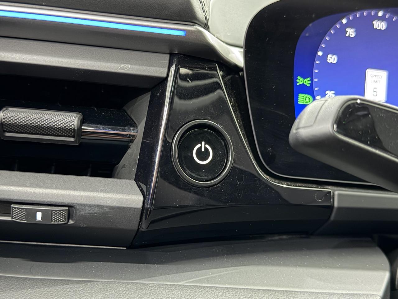 2025 Porsche Macan Electric Newark DE