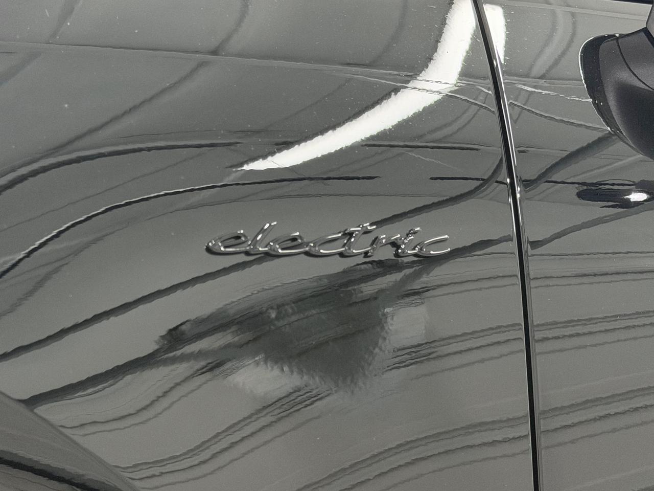 2025 Porsche Macan Electric Newark DE