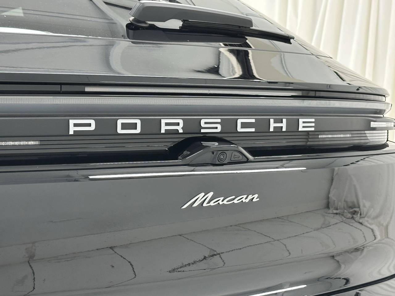 2025 Porsche Macan Electric Newark DE