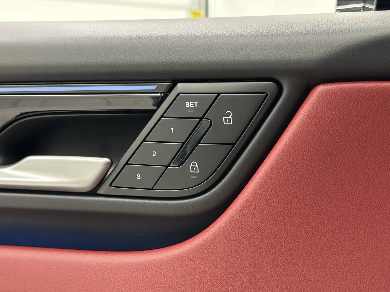 2025 Porsche Macan Electric Newark DE