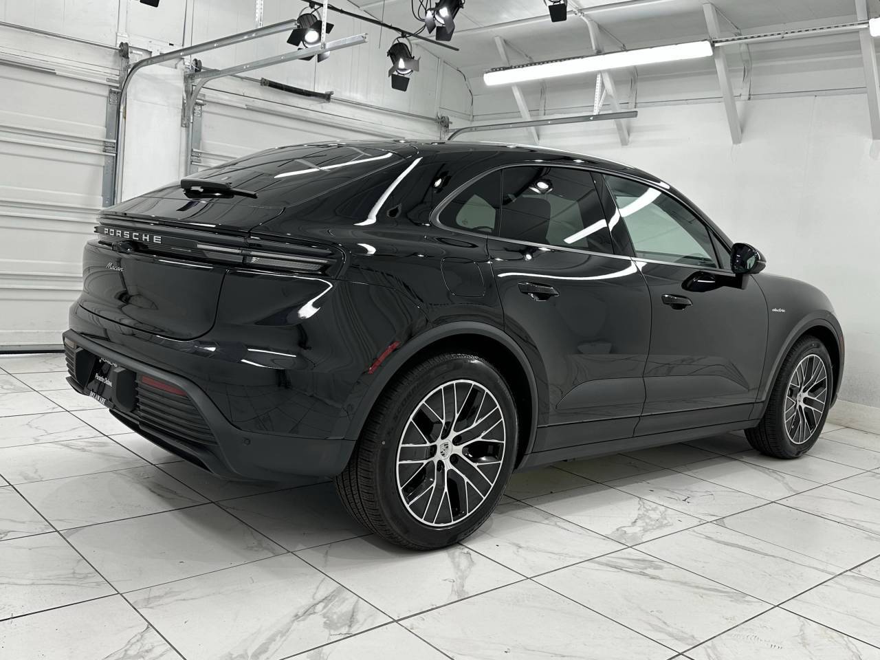 2025 Porsche Macan Electric Newark DE