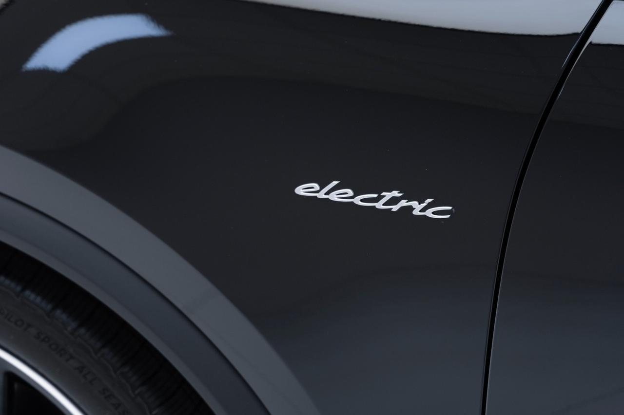 2025 Porsche Macan Electric Pompano Beach FL