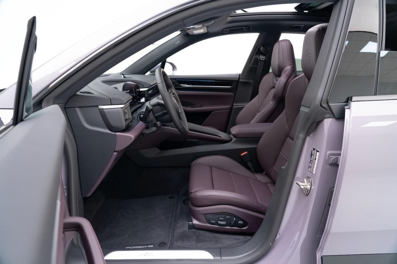 2025 Porsche Macan Electric Pompano Beach FL
