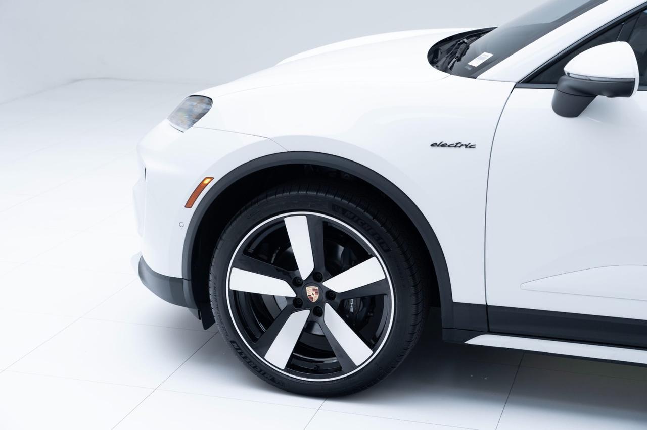 2025 Porsche Macan Electric Pompano Beach FL