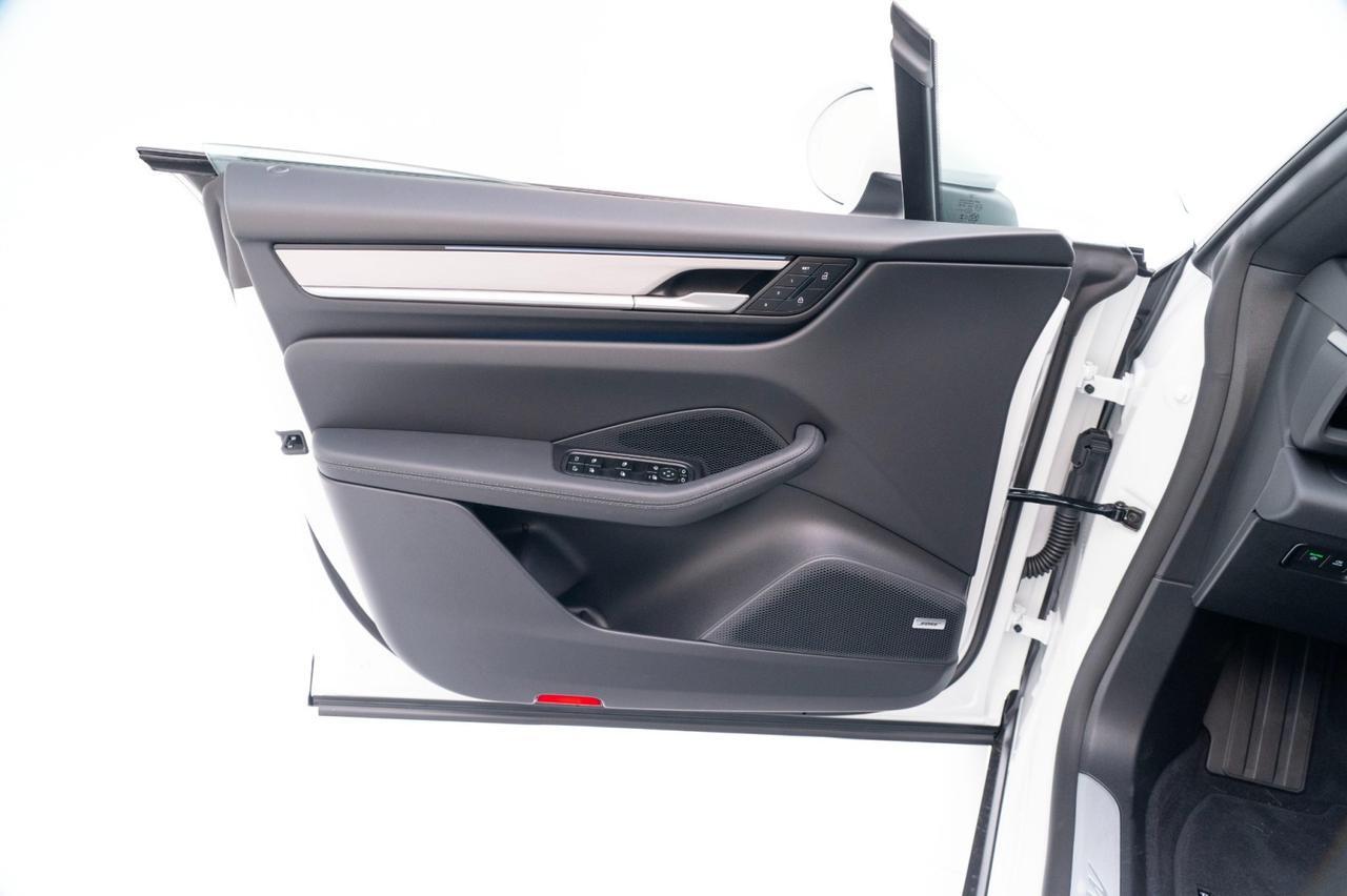 2025 Porsche Macan Electric Pompano Beach FL