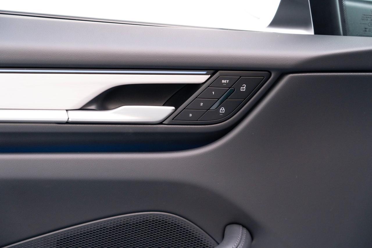 2025 Porsche Macan Electric Pompano Beach FL