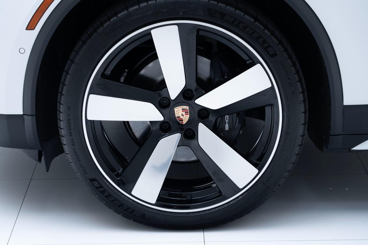2025 Porsche Macan Electric Pompano Beach FL