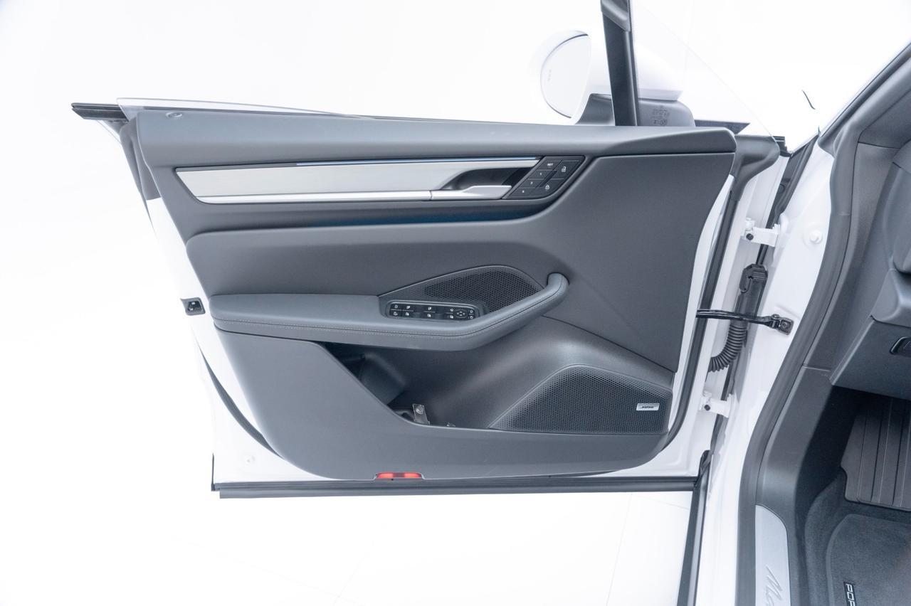 2025 Porsche Macan Electric Pompano Beach FL