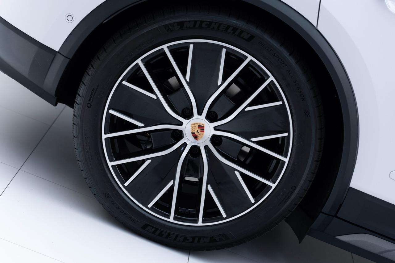2025 Porsche Macan Electric Pompano Beach FL