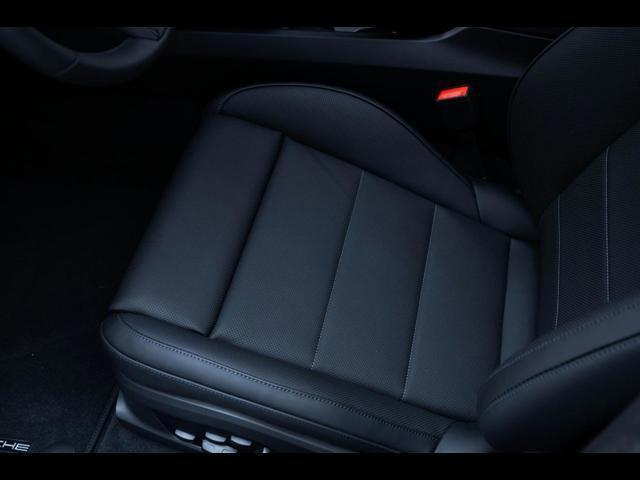 2025 Porsche Macan Electric Pompano Beach FL