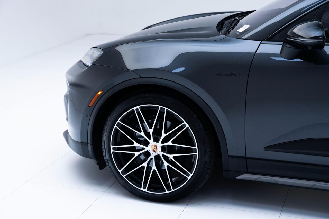 2025 Porsche Macan Electric Pompano Beach FL