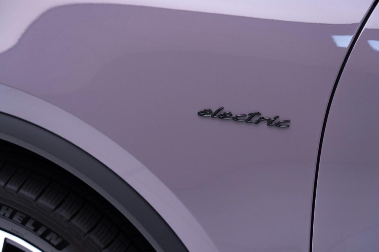 2025 Porsche Macan Electric Pompano Beach FL