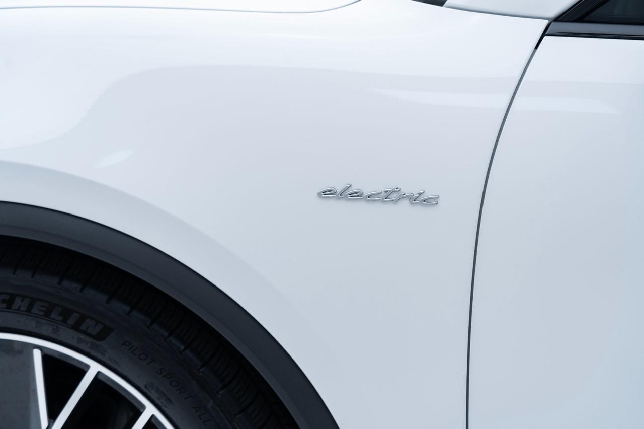 2025 Porsche Macan Electric Pompano Beach FL