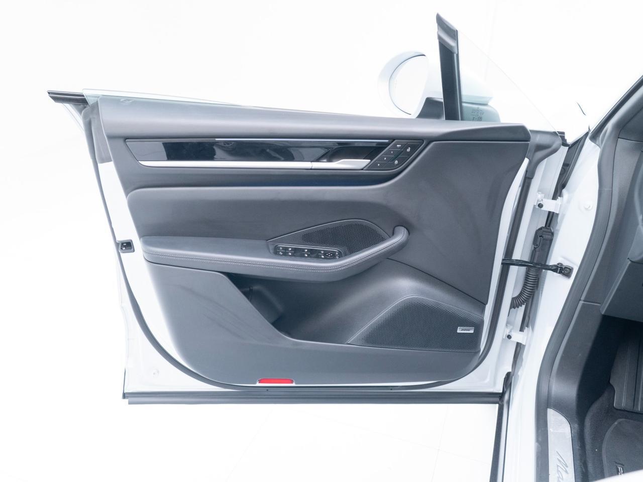 2025 Porsche Macan Electric Pompano Beach FL