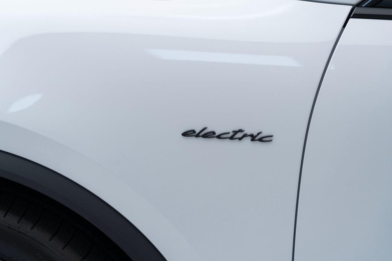 2025 Porsche Macan Electric Pompano Beach FL