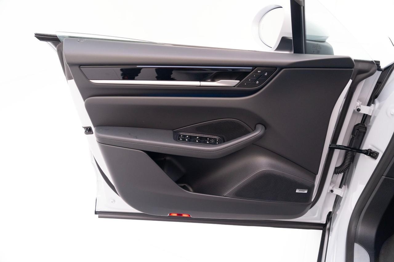 2025 Porsche Macan Electric Pompano Beach FL
