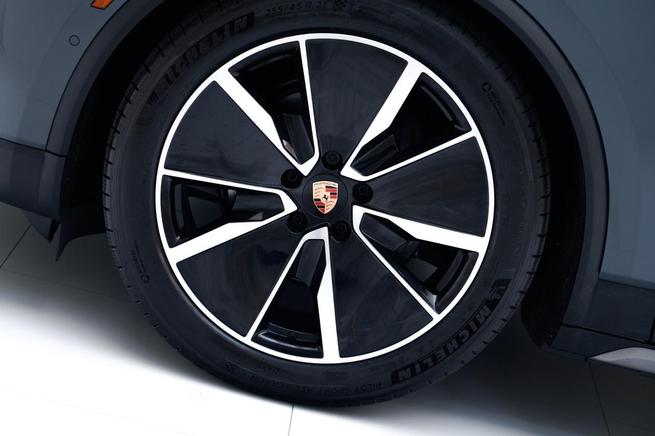 2025 Porsche Macan Electric Pompano Beach FL